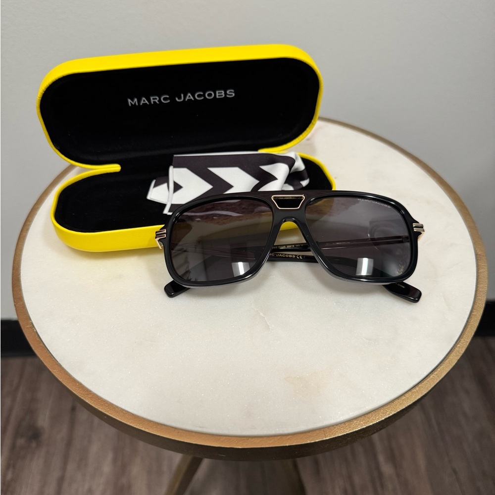 Marc Jacobs Black Sunglasses with Yellow Case